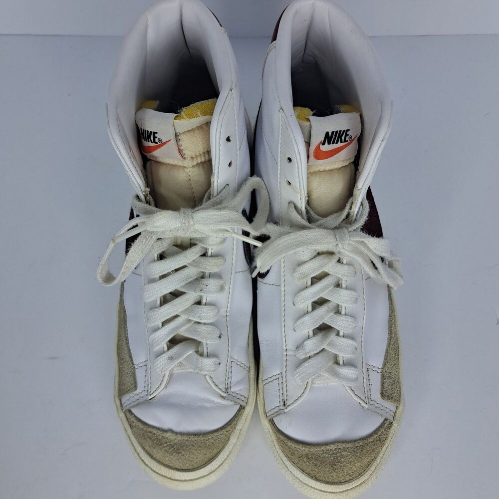 Nike Blazer Mid '77 Vintage White Burgundy Men's US 8.5 Athletic Shoes